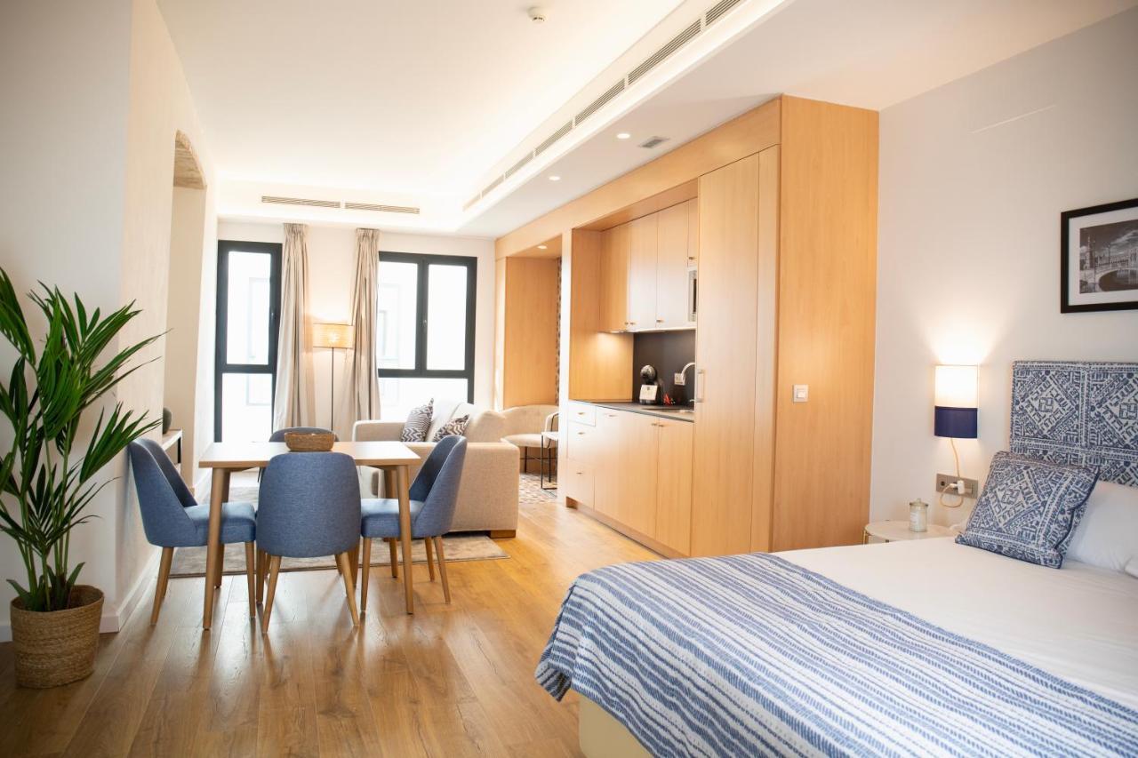 Nqn Aparts & Suites Sevilla Dış mekan fotoğraf