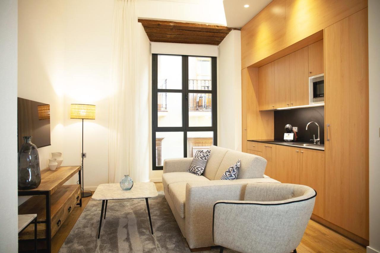 Nqn Aparts & Suites Sevilla Dış mekan fotoğraf