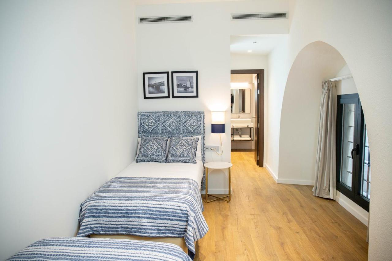 Nqn Aparts & Suites Sevilla Dış mekan fotoğraf