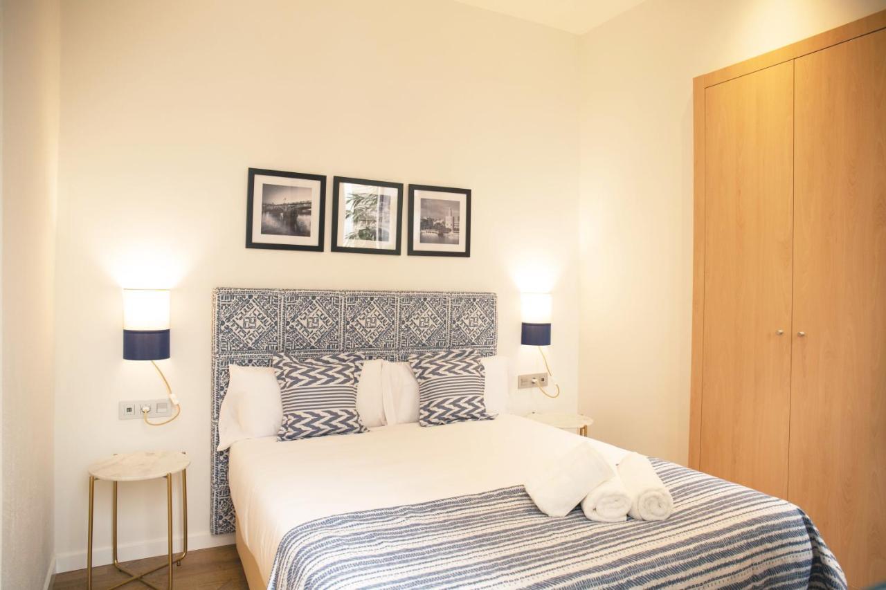 Nqn Aparts & Suites Sevilla Dış mekan fotoğraf