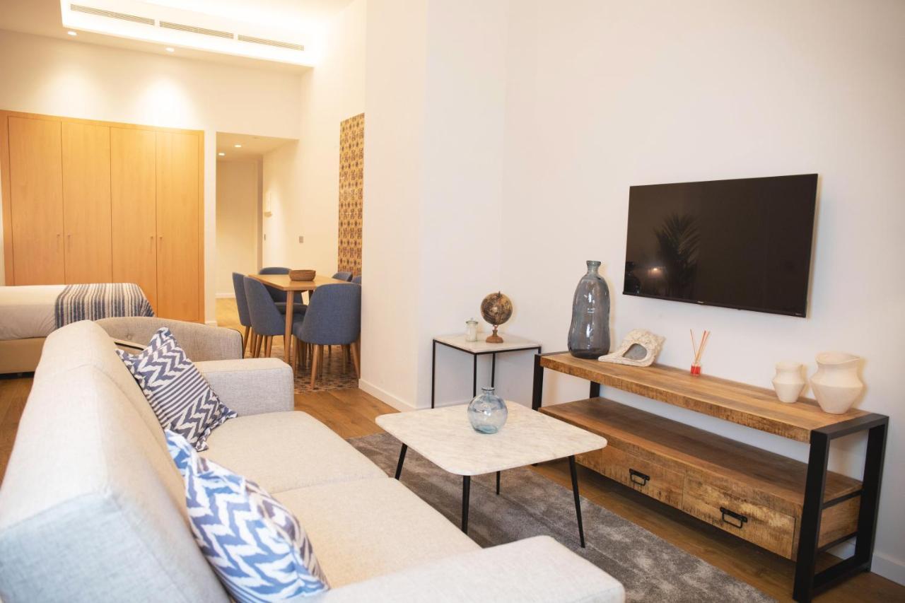 Nqn Aparts & Suites Sevilla Dış mekan fotoğraf