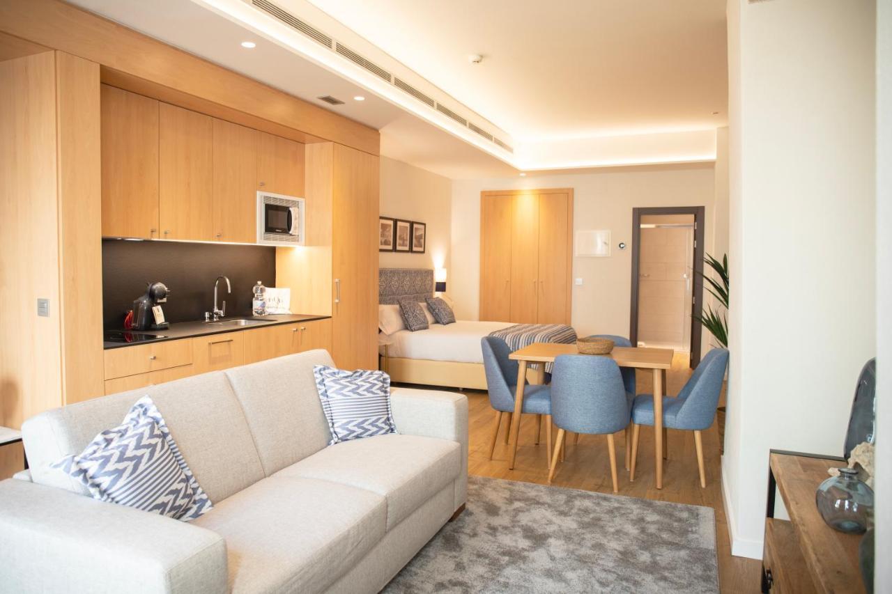 Nqn Aparts & Suites Sevilla Dış mekan fotoğraf