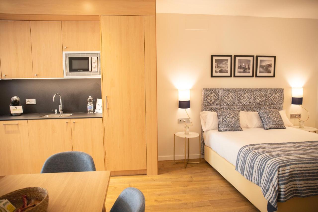Nqn Aparts & Suites Sevilla Dış mekan fotoğraf