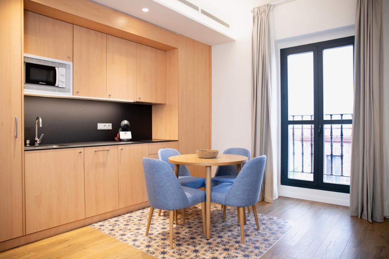 Nqn Aparts & Suites Sevilla Dış mekan fotoğraf