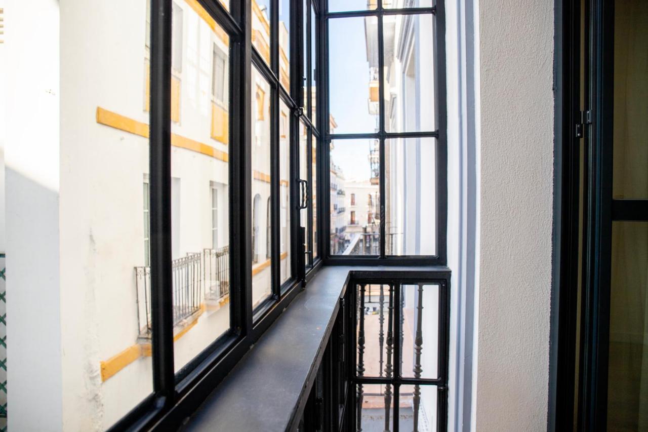 Nqn Aparts & Suites Sevilla Dış mekan fotoğraf