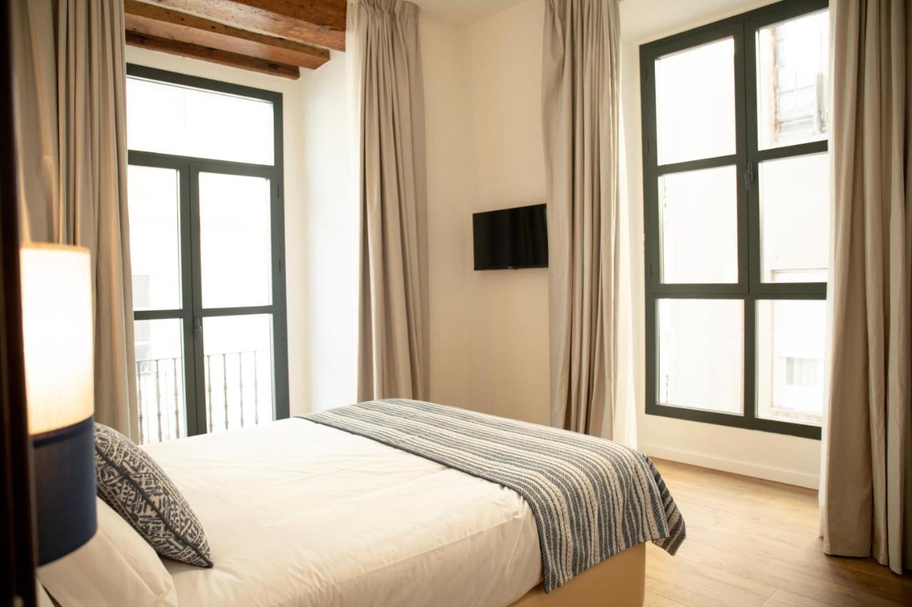 Nqn Aparts & Suites Sevilla Dış mekan fotoğraf